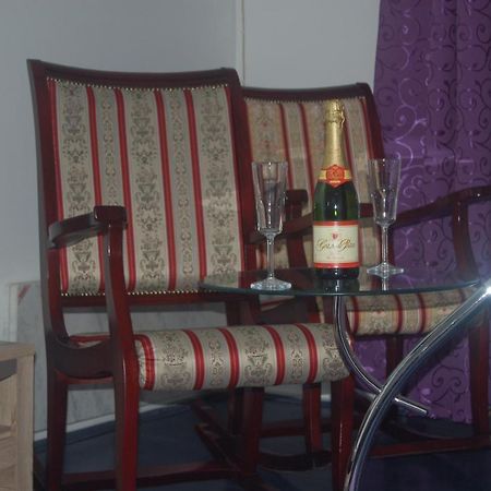 Apartmani Marios นิส ภายนอก รูปภาพ